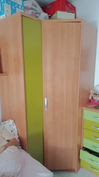 Armario esquinero grande madera alto 2.10m
