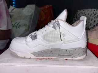 Air Jordan 4 Retro Oreo