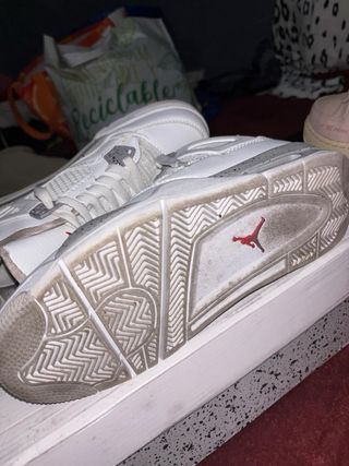 Air Jordan 4 Retro Oreo