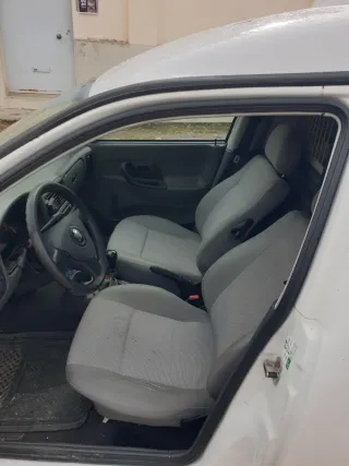 SEAT inca 2002
