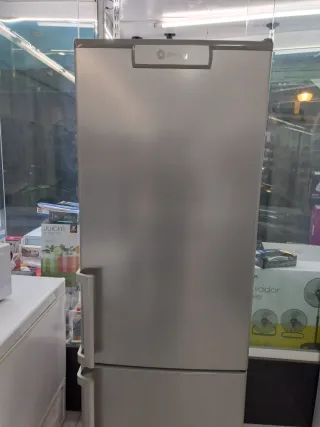 Nevera combi balay 185,cm con garantía