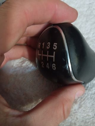 Pomo y funda palanca cambio Ford Kuga II