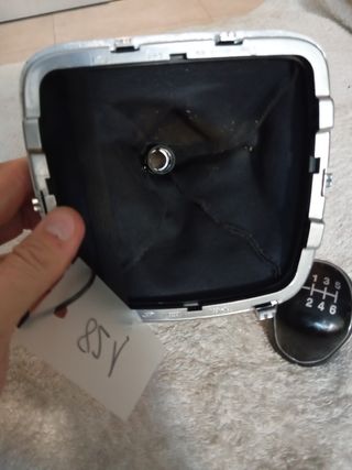 Pomo y funda palanca cambio Ford Kuga II