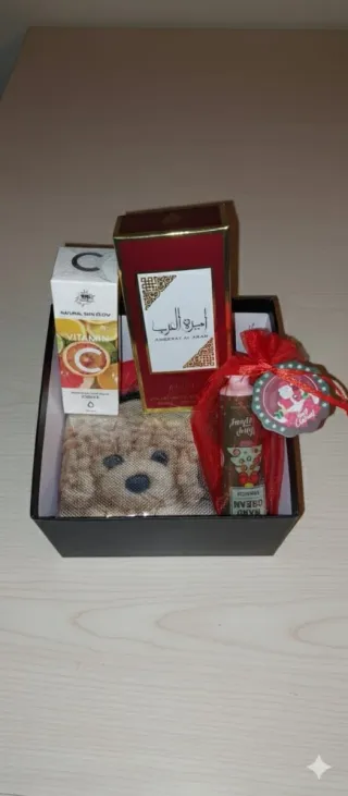 Lote regalo cosmética y peluche