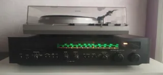Attrezzatura per giradischi Rotel RX-602 e RP-802