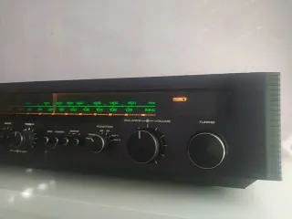 Attrezzatura per giradischi Rotel RX-602 e RP-802