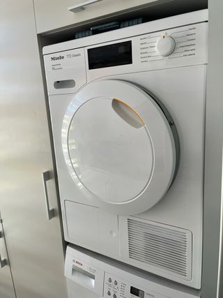 Secadora Miele T1 classic TCC560WP
