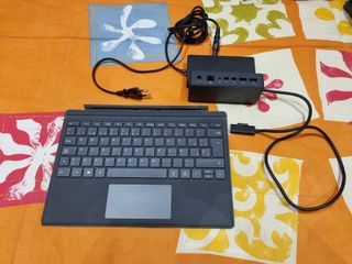 Teclado Microsoft 1725 opcional Surface Dock 1661