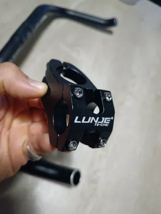 Manillar Bullhorn y Potencia Corta