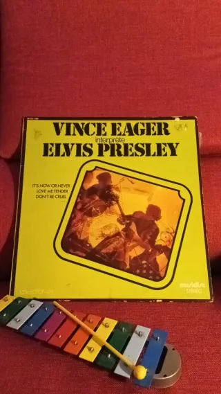 Vince Eager interpreta Elvis Presley LP
