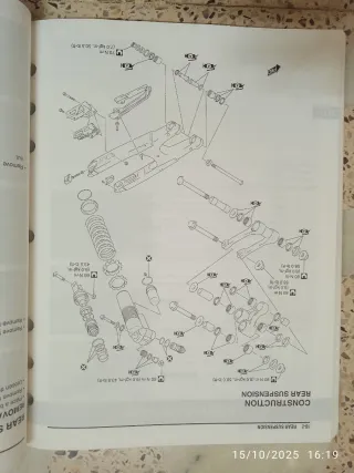 Moto Suzuki Cross Amarilla