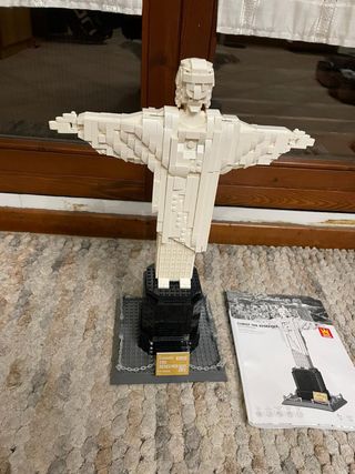 Statua Cristo Redentore Lego