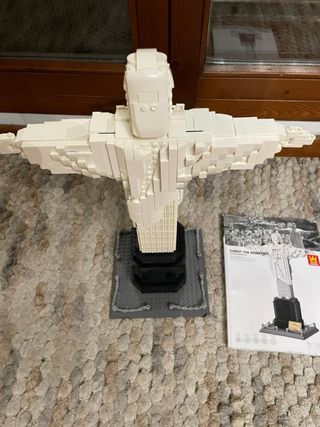 Statua Cristo Redentore Lego