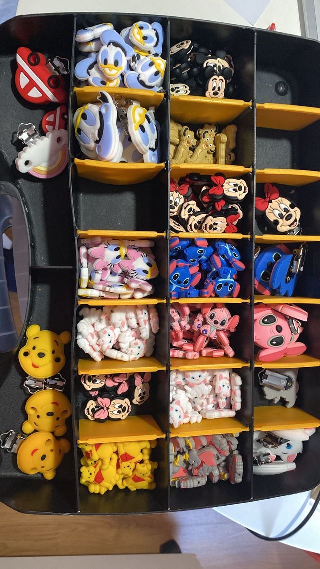 Abalorios para chupeteros, liquidación por cierre