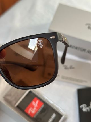 Ray-Ban Ferrari Limited Edition Sunglasses – Unise