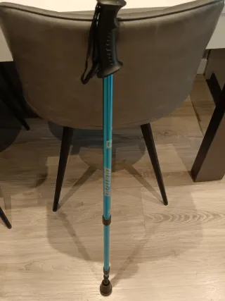 Bastón de trekking aluminio ajustable