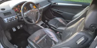 Opel Astra Gtc
