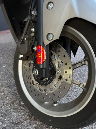 Yamaha NMAX 125cc gris mate - poco uso