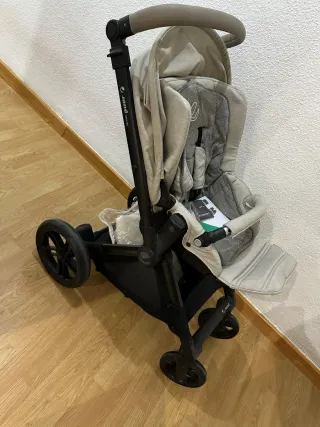 Carrito de bebé y accesorios