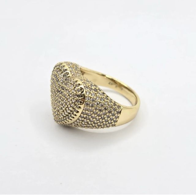 Anillo Corazón Dorado con Circonitas