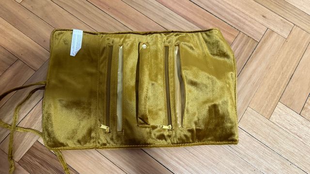 Joyero de viaje dorado terciopelo