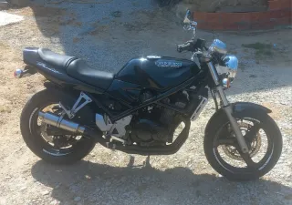 Suzuki Bandit 400cc