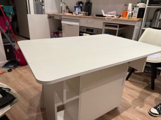 Mesa de comedor blanca para 4 personas