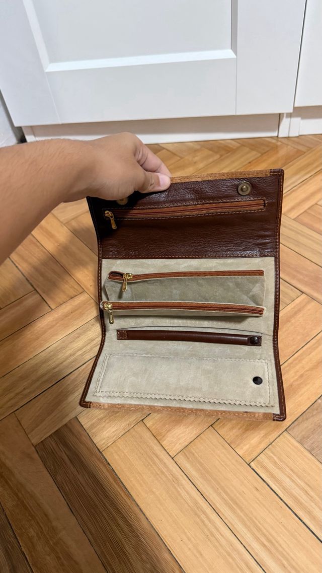 Monedero de ante y piel