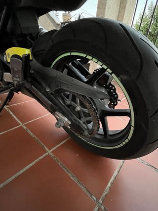 Kawasaki ER6F Negra