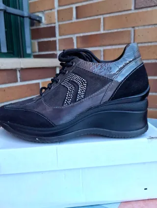 Zapatillas Pitillo Talla 38 Negro/Gris