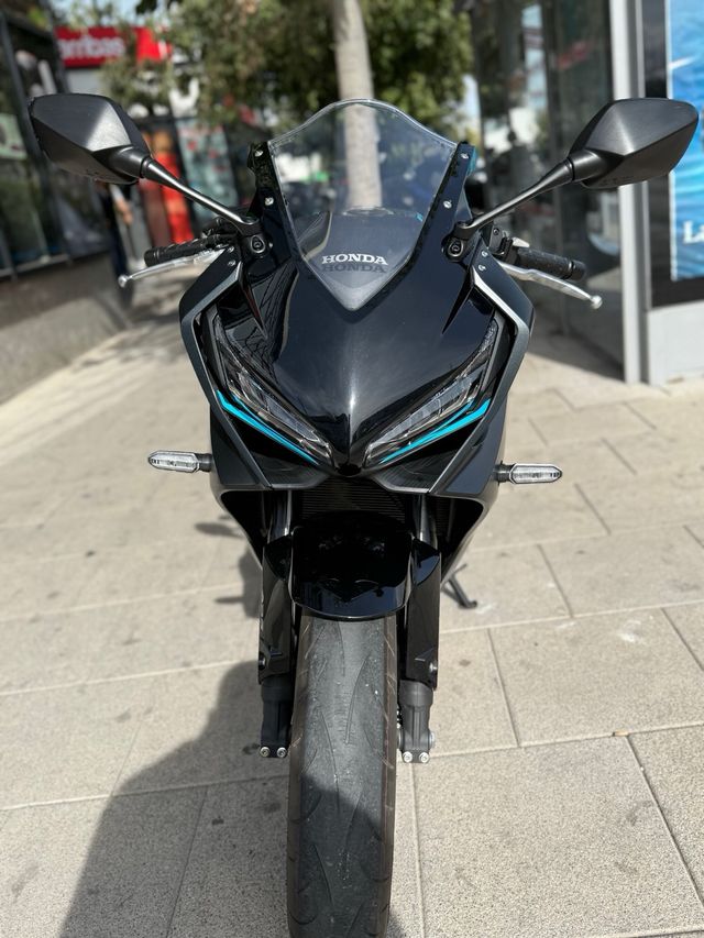 HONDA CBR 650 R A2