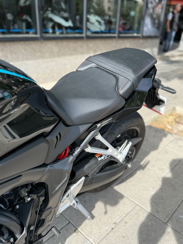 HONDA CBR 650 R A2