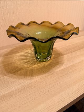 Jarrón de cristal verde