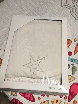 Juego Sábanas Coralina Cuna Estrellas