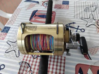 Shimano Tiagra 50w + 600mt treccia Varivas 90lb