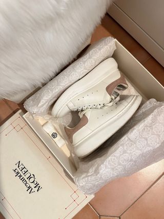 Sneakers Alexander McQueen donna bianche rosa