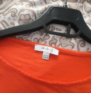 Jersey vintage naranja con bordado