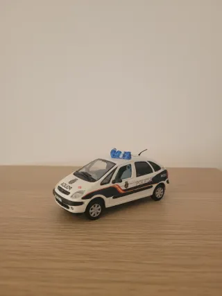 Citroen Xsara Picasso 1/43 Policia Nacional
