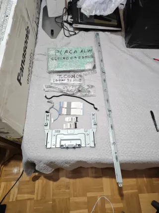 PLACAS Y TORNILLOS OLED 55C9MLB