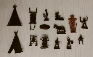 Lotto 13 Soldatini Atlantic 1/72 H0 Indiani