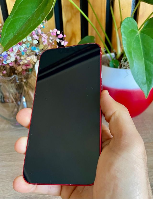 iPhone 13 rosso da 256 GB - Come nuovo