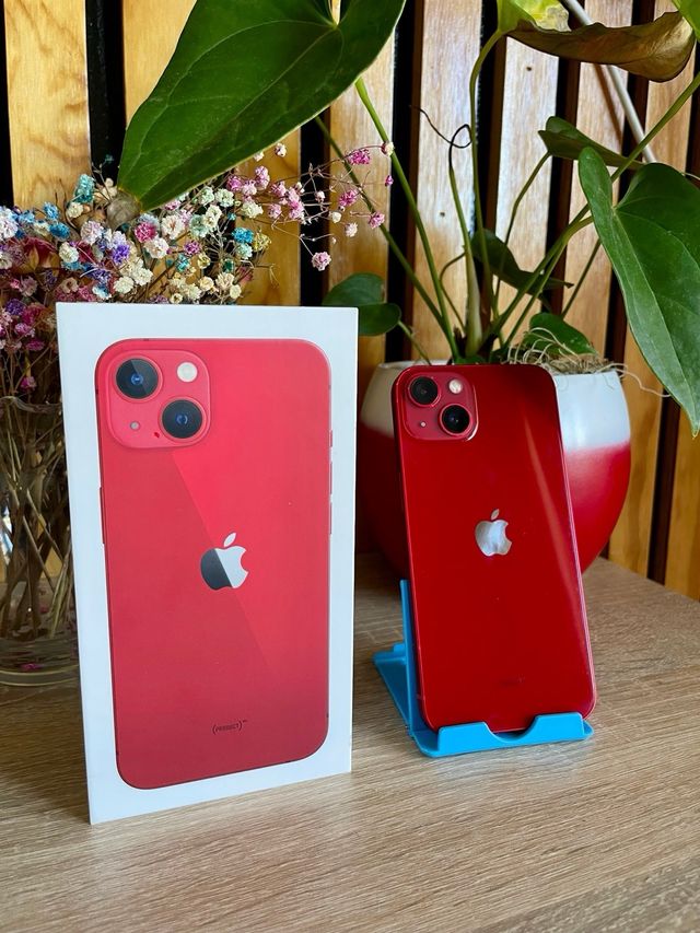 iPhone 13 rosso da 256 GB - Come nuovo