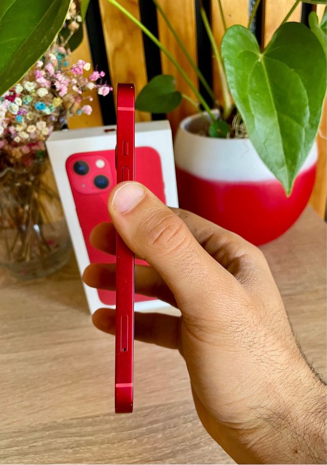 iPhone 13 rosso da 256 GB - Come nuovo
