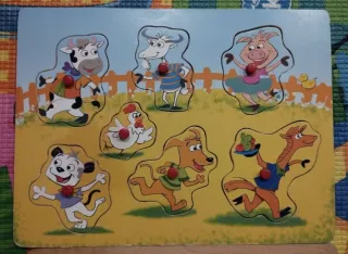 Puzzle de madera con animales de granja