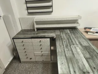 Amplio escritorio L con cajones *envíos disponible