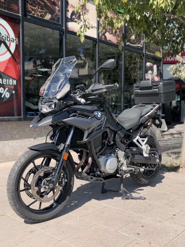 BMW F 750 GS TRIPLE BLACK