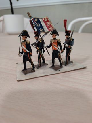 Grupo soldados plomo desfile militar