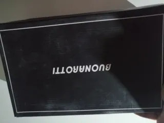 Zapatillas leopardo beige, negro y rojo