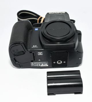 Cámara Olympus E-500 Digital + Lentes 14-45mm y 40