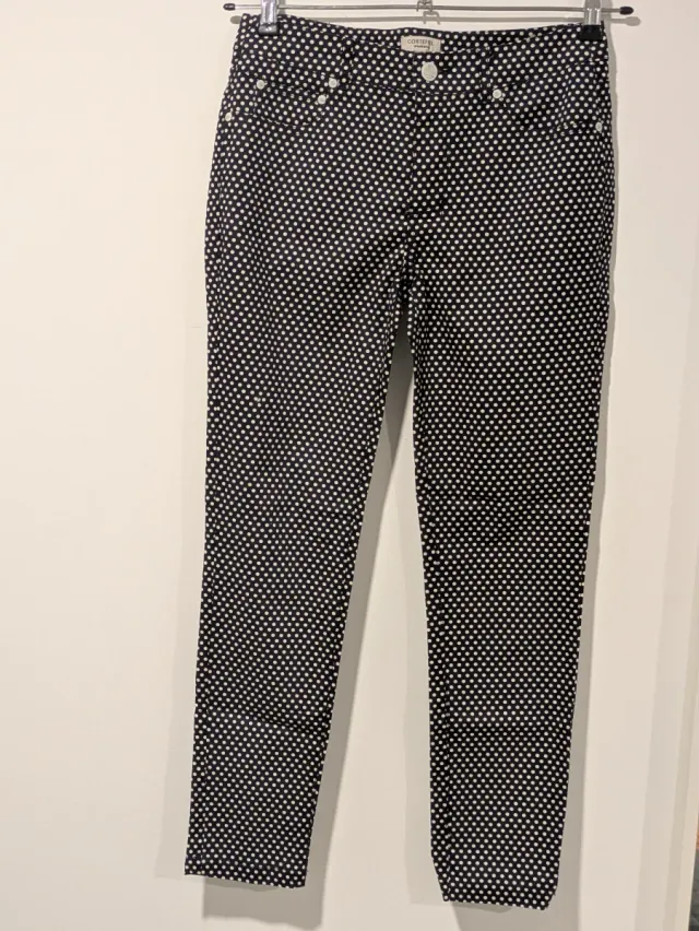Pantalón pitillo Cortefiel lunares